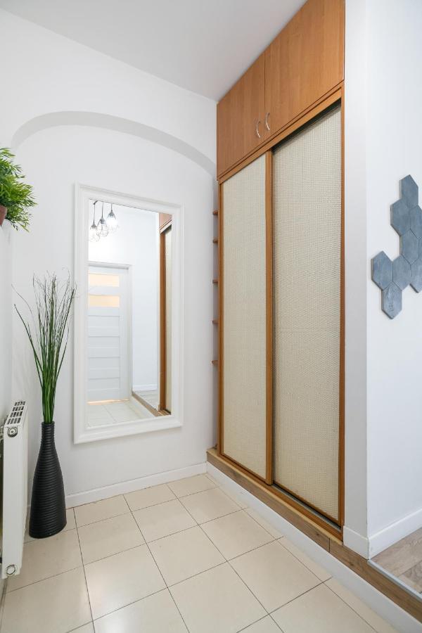 Cozy Modern Studio Green Apartment In Old Town Krakov Exteriér fotografie
